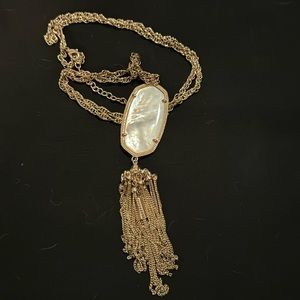 Kendra Scott necklace